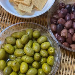 Green & Kalamata Olives Combo 300g